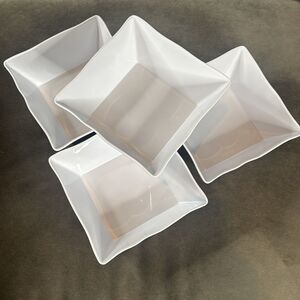 FDG Large White Square Melamine Serving Bowls 9 3/8” Set of 4 each 114 oz NEW